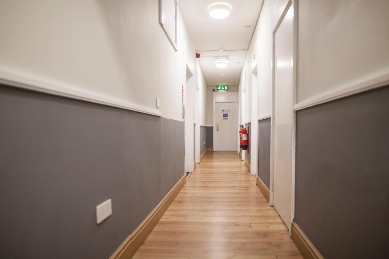 Ashfield Hostel Dublin Exteriör bild